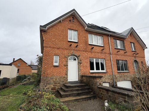 Maison dans un quartier prisé 