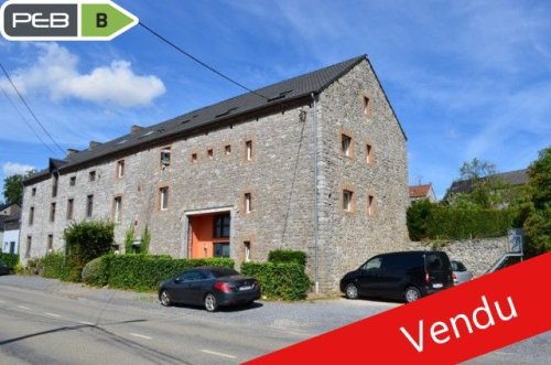 Appartement 2 chambres dans une résidence rénovée en 2003 à Bioul