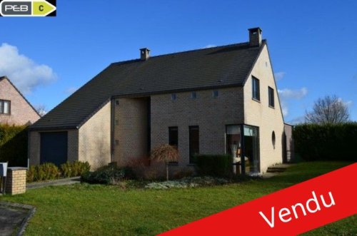 Vedrin, récente villa 4 chambres sur ± 10 ares