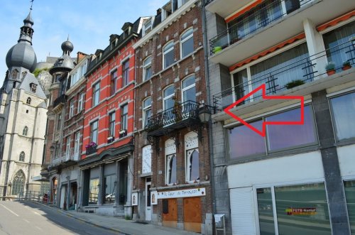 Immeuble mixte, un rez commercial et 3 apparts