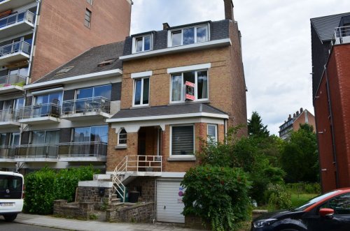 Spacieuse maison avec jardin et garage