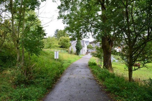 Vue dégagée, rue en cul-de-sac