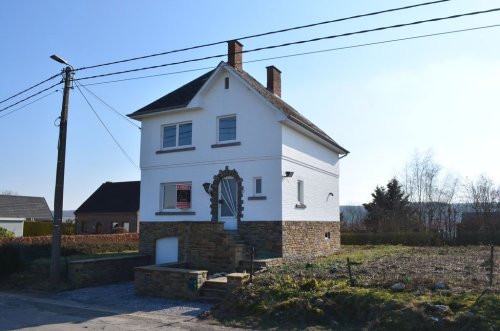 Villa rénovée, quartier calme