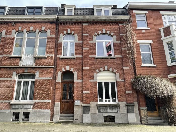 Maison 5 chambres à confortabiliser