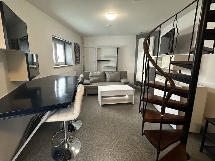 Appartement dans un village verdoyant 