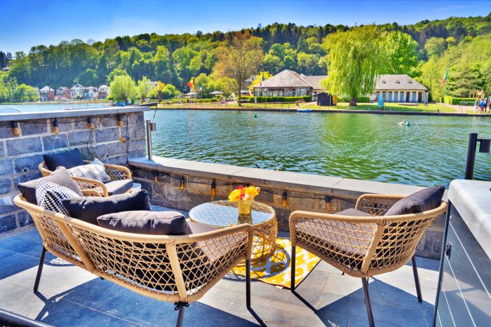 Rez-de-chaussée en bord de Meuse