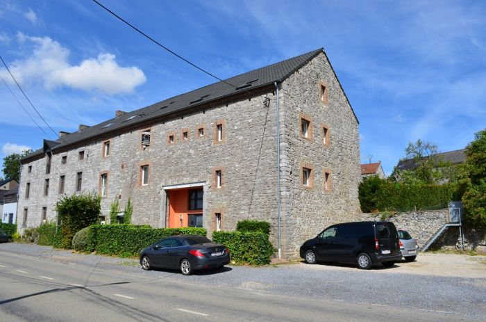 Duplex dans une petite résidence avec jardin