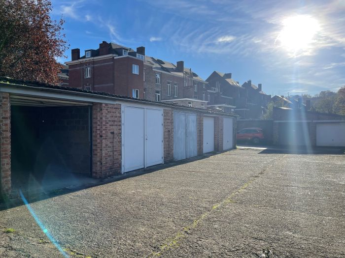 Garage idéalement situé